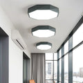 Plafoniera LED dal design astratto scandinavo, luce calda, acrilico e ferro, a plafone, per corridoi, soggiorni e camere da letto - Lamylie