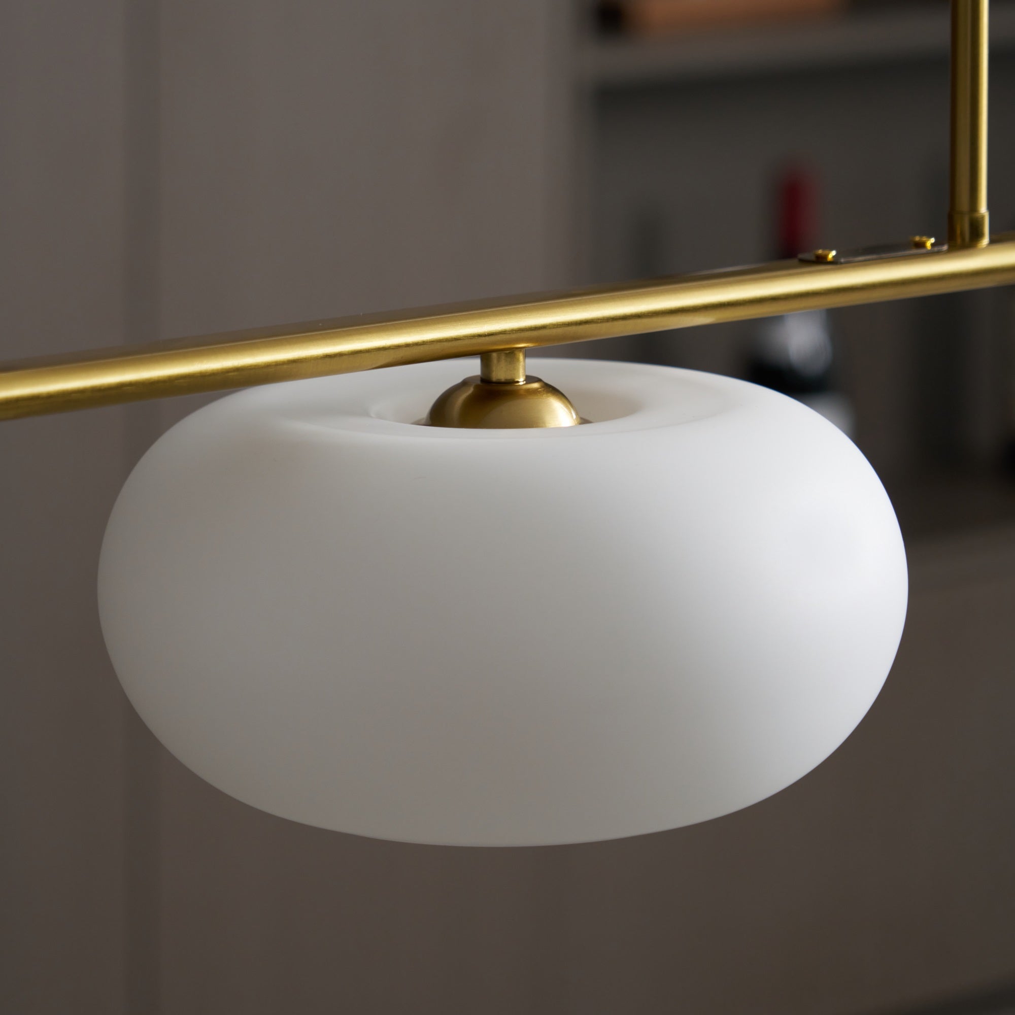 Design-Hängeleuchte mit 3 Glaskugelschirmen - Stilvolle Esszimmerbeleuchtung für Tisch und Kücheninsel - Verstellbar 150 cm - Nickel oder Gold - E26/E27 - Lamylie