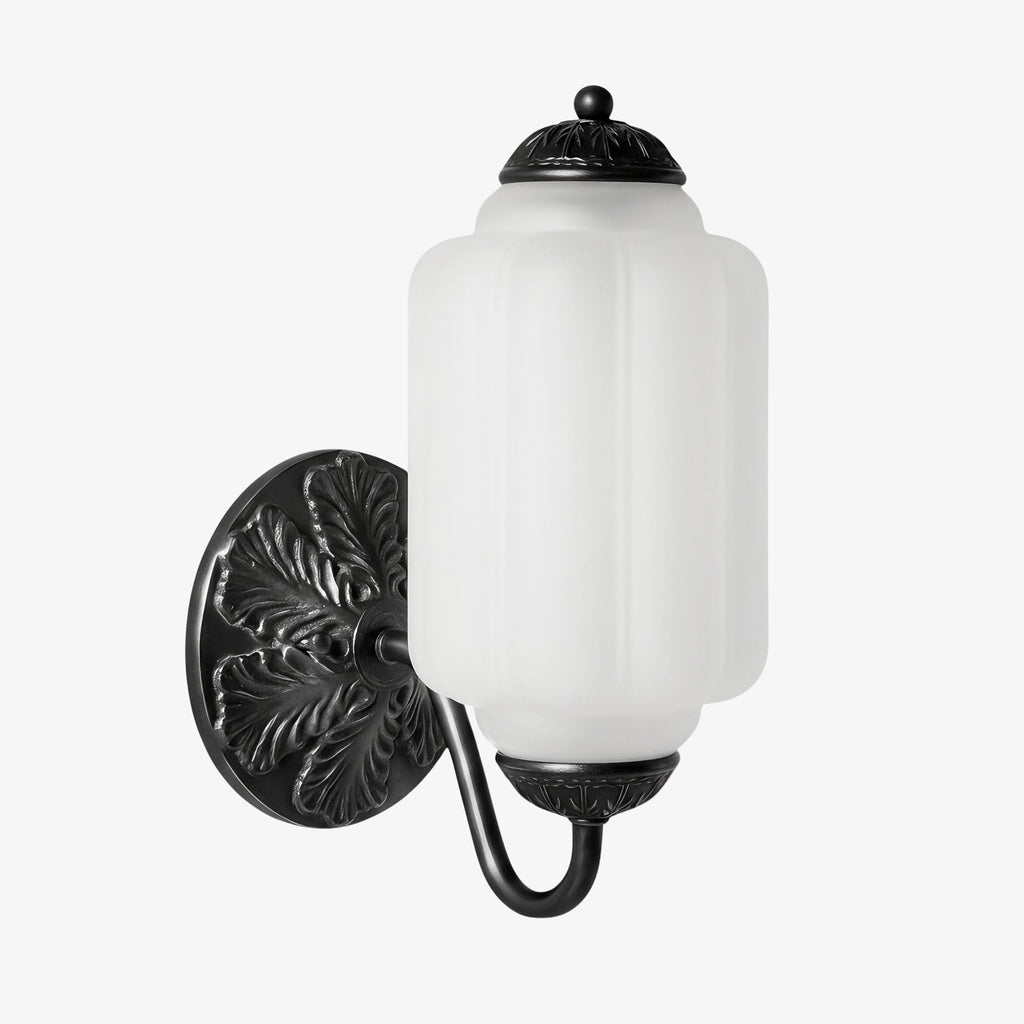 Eloise Vintage Wandleuchte aus Milchglas mit gewelltem Rand - Moderne Akzentbeleuchtung für Bad und Schlafzimmer