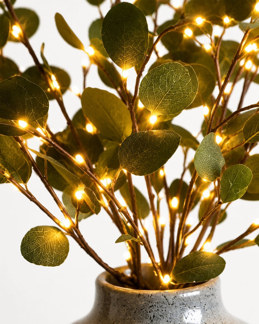 Dekorativer LED-Leuchtzweig mit natürlicher Blütenform 70cm | Flexible Ambientebeleuchtung für Vasen und Kaminsimse - Lamylie