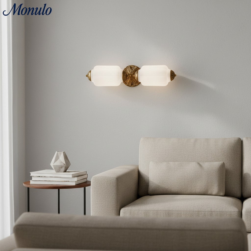 Eloise Vintage Wandleuchte aus Milchglas mit gewelltem Rand - Moderne Akzentbeleuchtung für Bad und Schlafzimmer