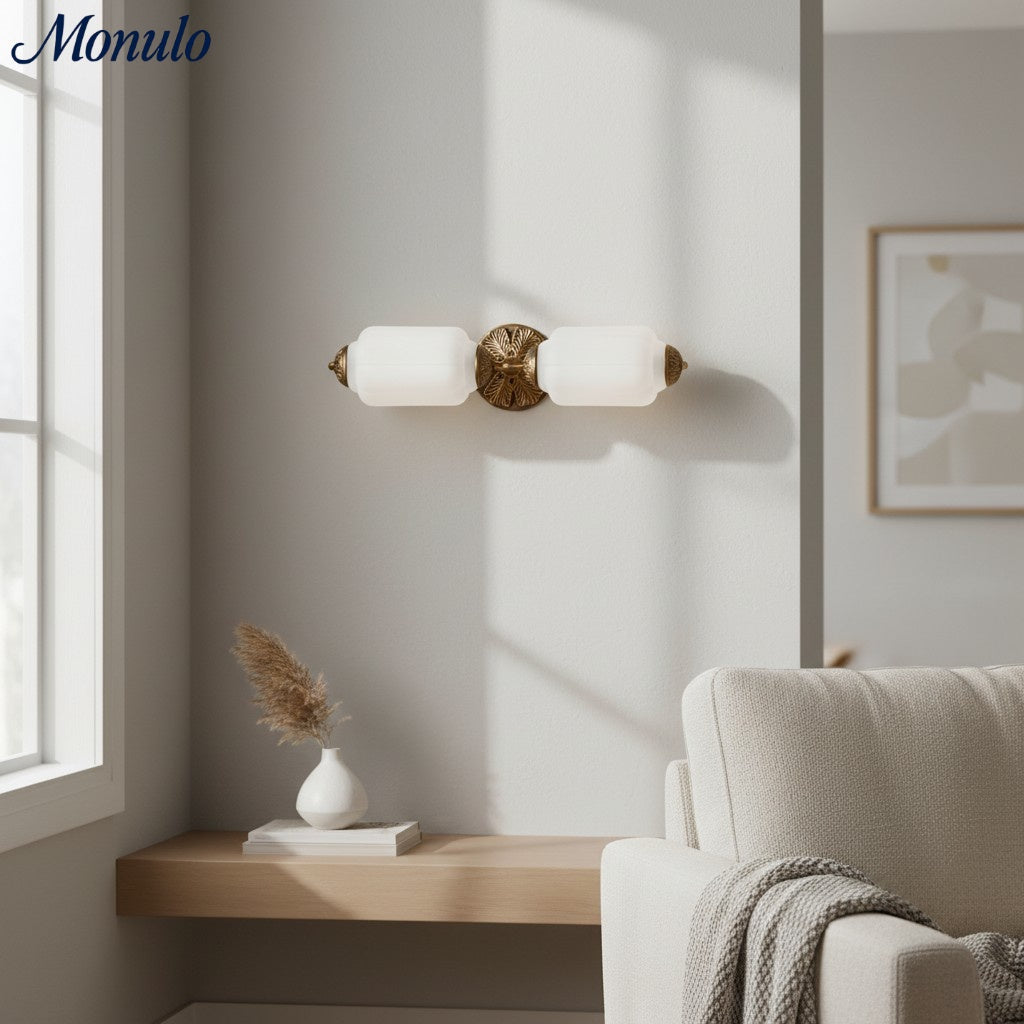 Eloise Vintage Wandleuchte aus Milchglas mit gewelltem Rand - Moderne Akzentbeleuchtung für Bad und Schlafzimmer