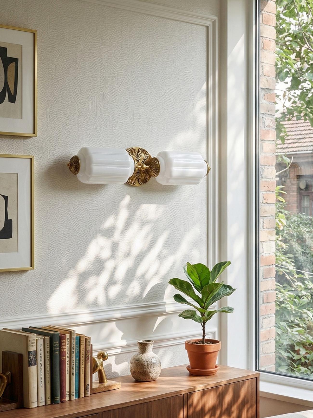 Vintage Glass Wall Lamp Horizontal Model Eloise Light Source for Living Room and Hallway - Lamylie