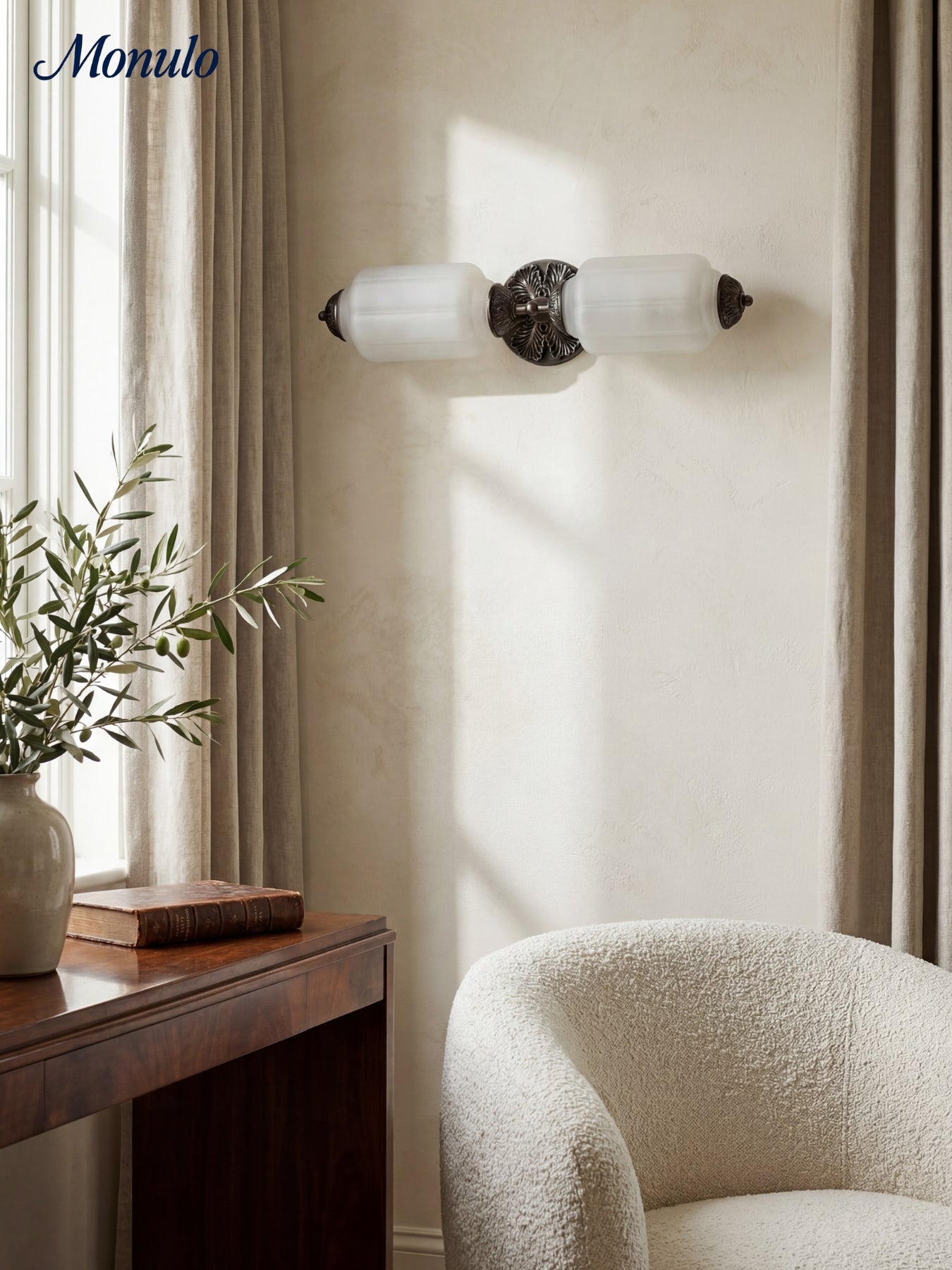 Vintage Glass Wall Lamp Horizontal Model Eloise Light Source for Living Room and Hallway - Lamylie
