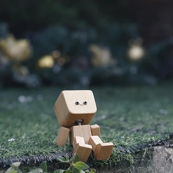 SwayMate — Handcrafted Joy That Moves With Your Mood - Lamylie