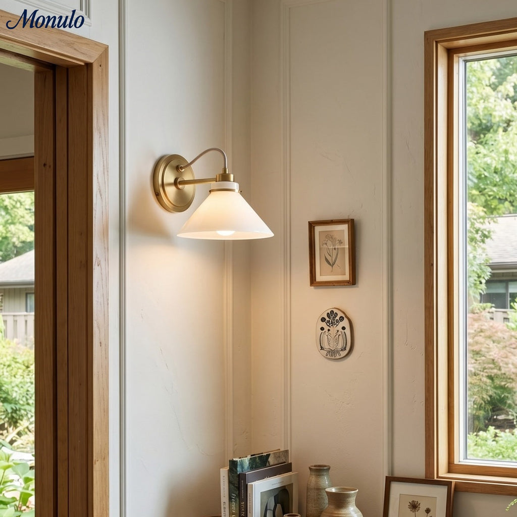 Globus Wandleuchte mit gebogenem Arm | Moderne Industriebeleuchtung für Bad, Schlafzimmer und Flur - Lamylie