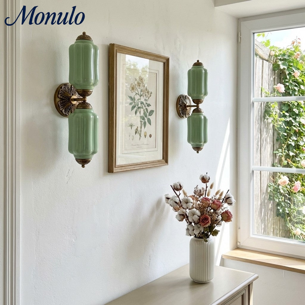 Eloise Vintage Wandleuchte aus Milchglas mit gewelltem Rand - Moderne Akzentbeleuchtung für Bad und Schlafzimmer