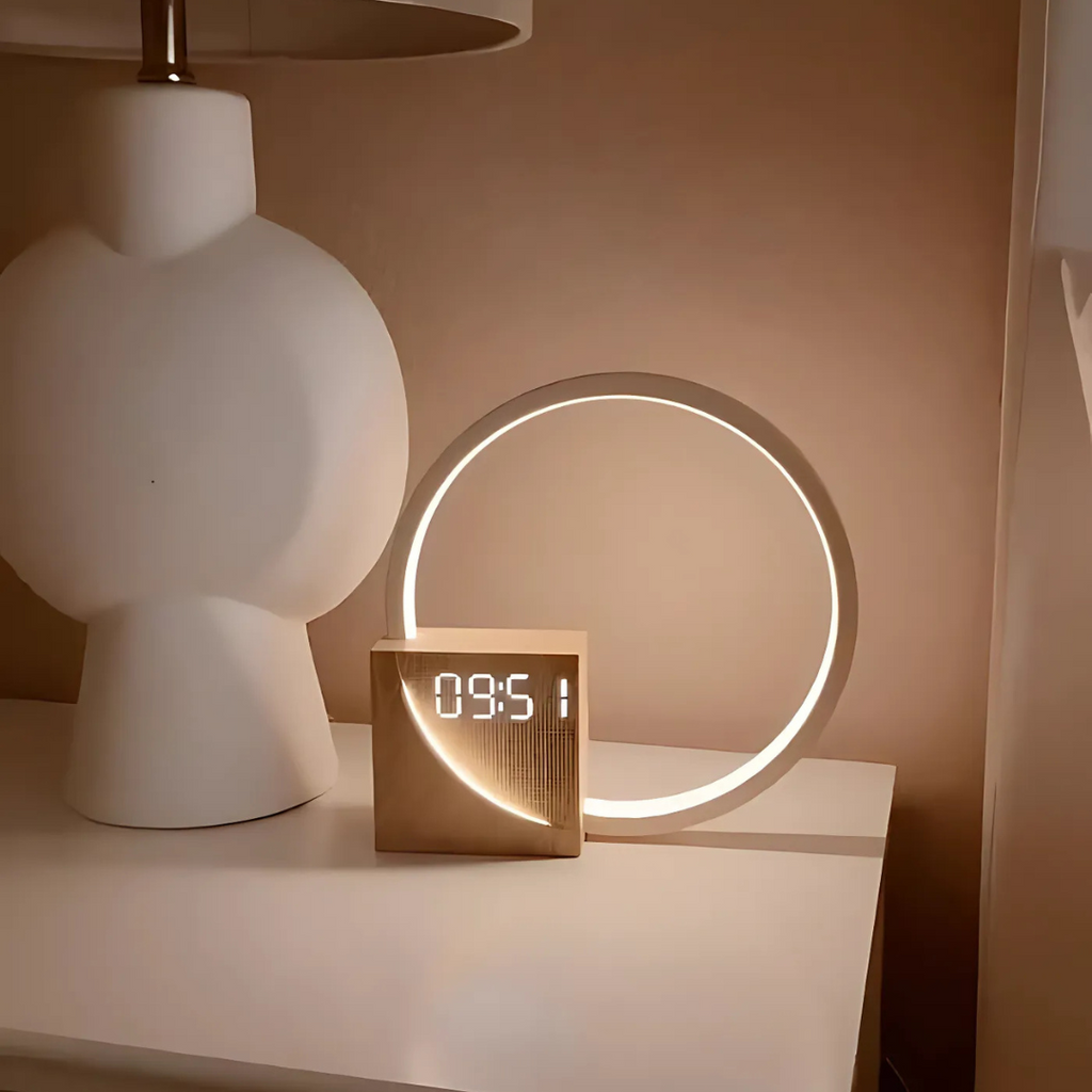 Stolní LED lampa s USB nabíjením a funkcí budíku – Lamylie