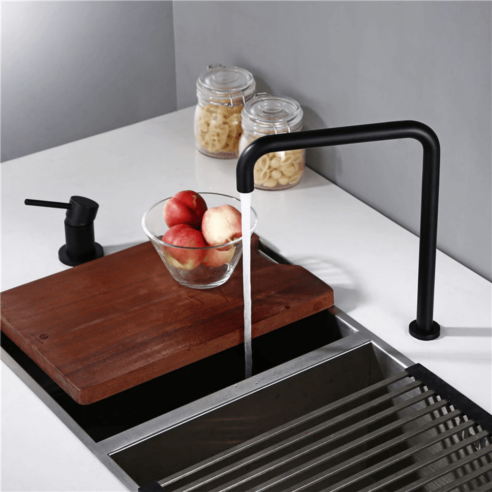 Moderner Küchenwasserhahn aus massivem Messing – langlebiges und stilvolles Design – Lamylie