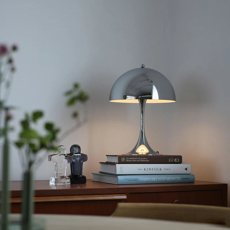 NovaMush Vintage-Pilz-Tischlampe — Kompakte Kuppelform, gerichtetes Licht