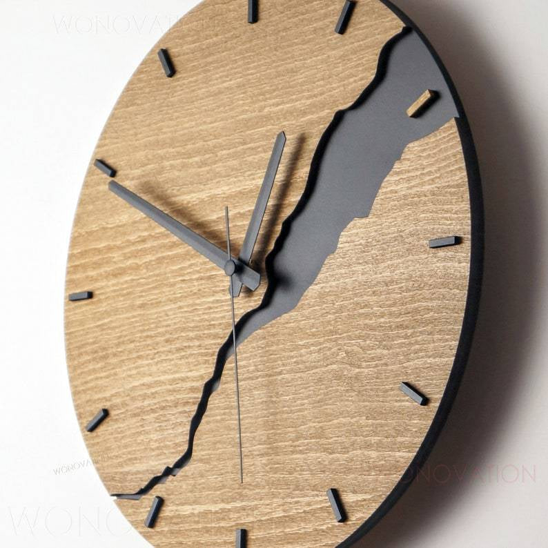 Väggklocka i trä, 30x30 cm, med sifferdisplay eller linjeindelning, naturlig design för vardagsrum, kök och kontor, skandinavisk stil, minimalistisk klocka – Lamylie