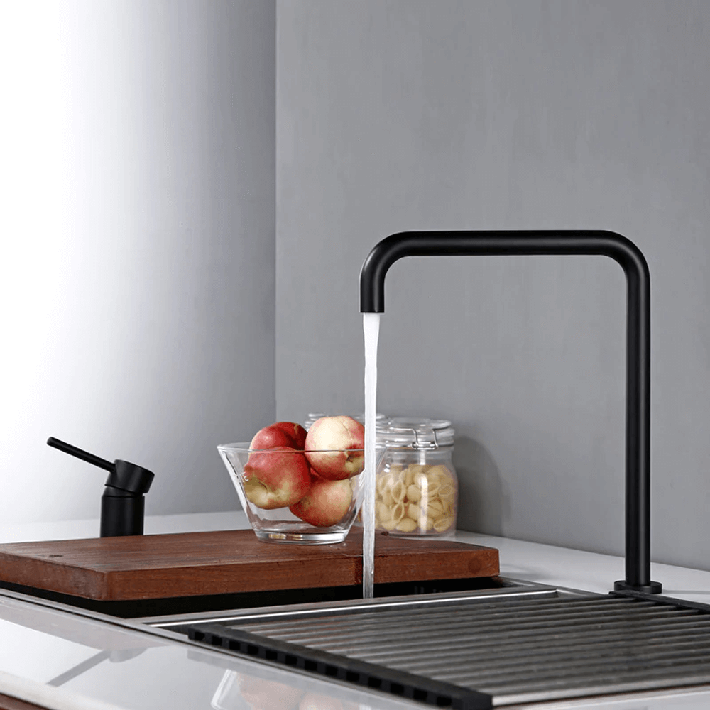 Moderner Küchenwasserhahn aus massivem Messing – langlebiges und stilvolles Design – Lamylie
