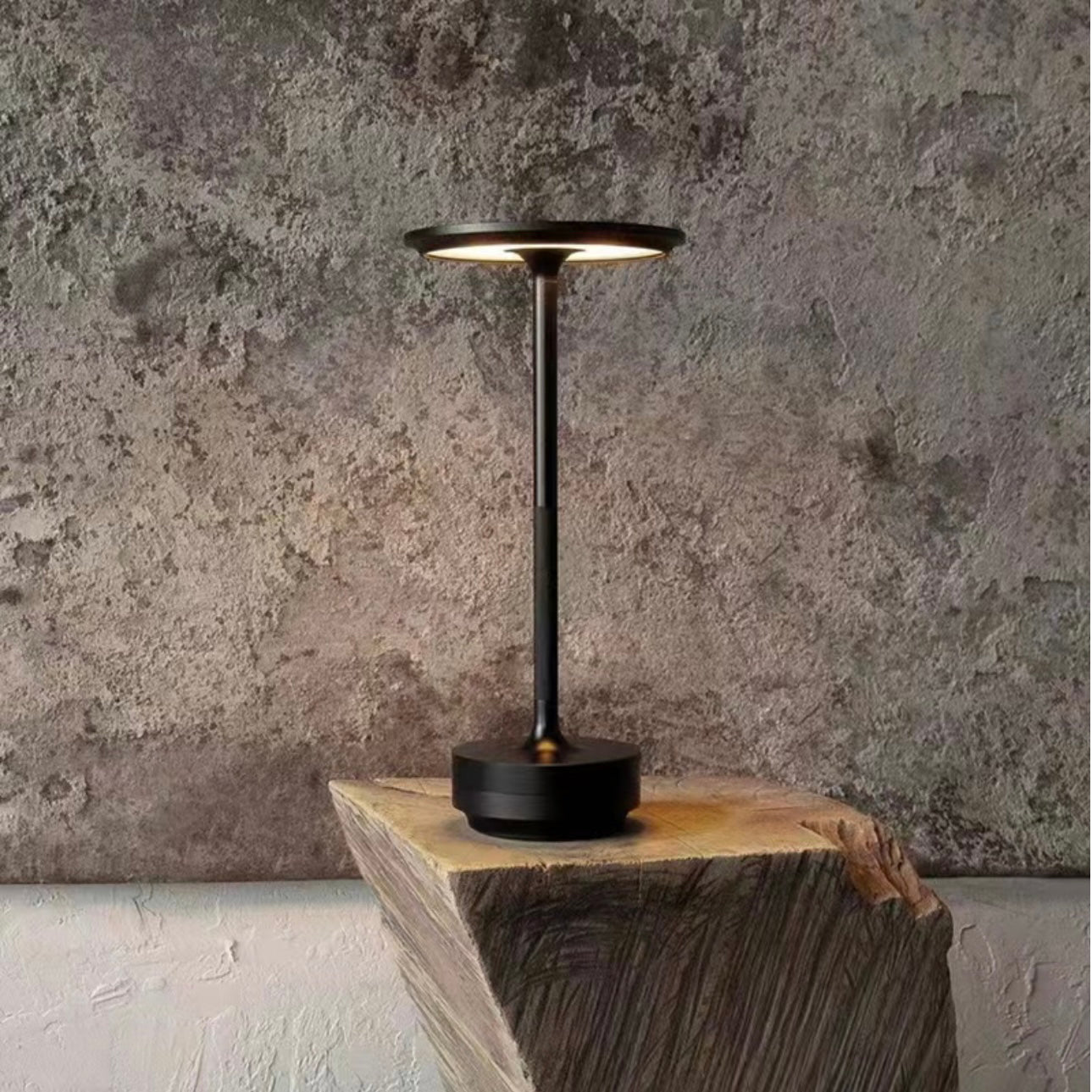 Wireless LED Desk Lamp with Touch Dimmer – Aluminum, IP44 - Lamylie