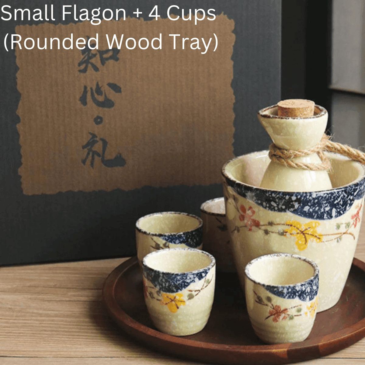Japansk sakésett med karaffel og kopper | Keramikk med kirsebærblomstmotiv – Lamylie