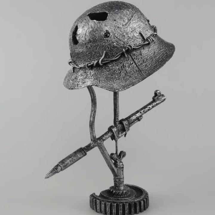Vintage Helmet Lamp - Illuminate Your Home with Historical Charm - Lamylie