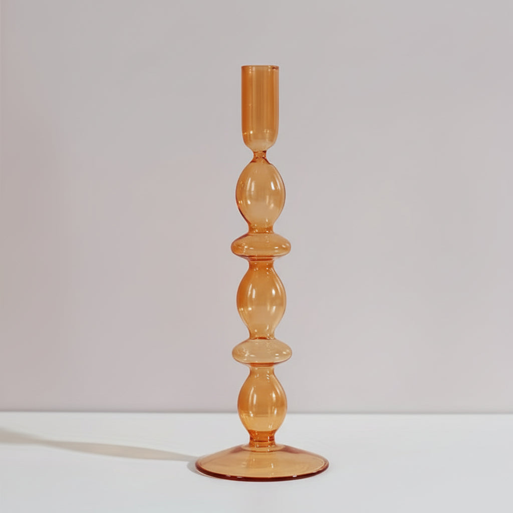 Auravine vas och ljushållare i glas — skulptural, minimalistisk form
