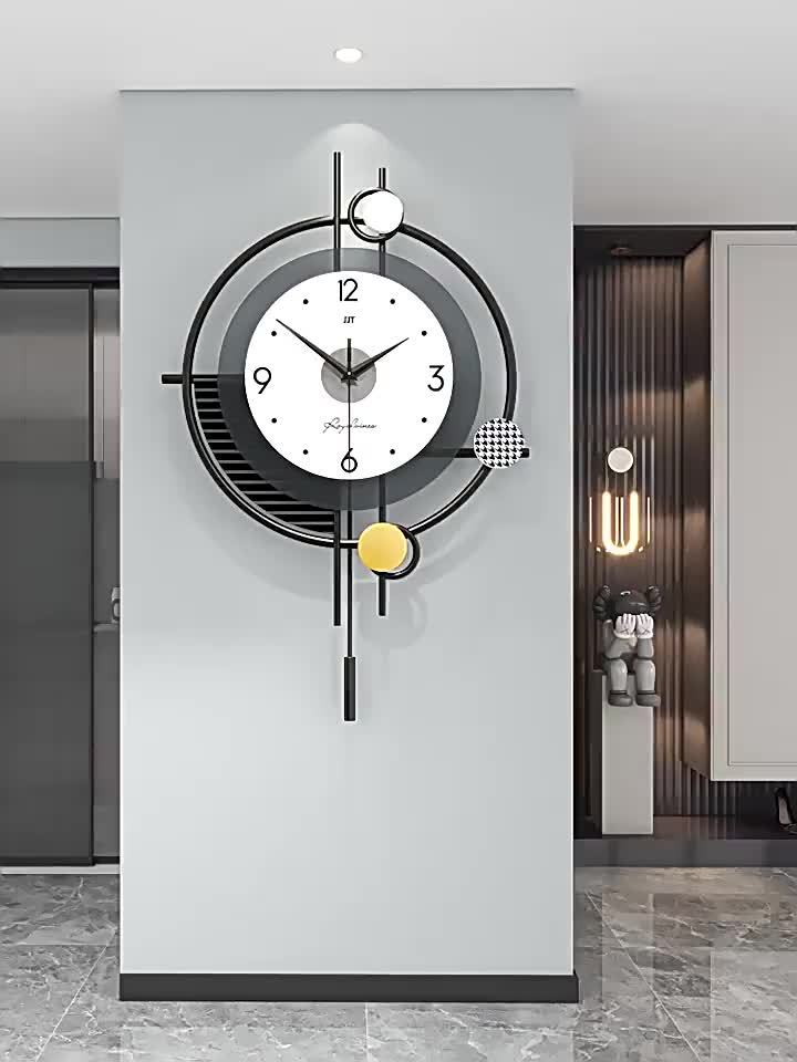 Ceas de perete Aura elegant — mecanism quartz silențios, linii curate