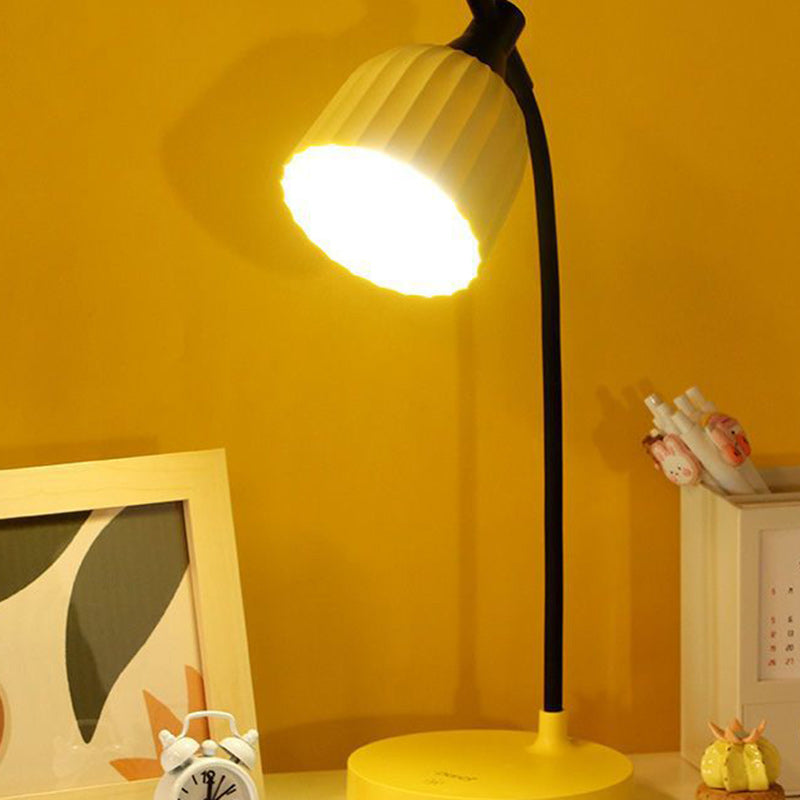 Flexibilní stolní LED lampa - Lamylie