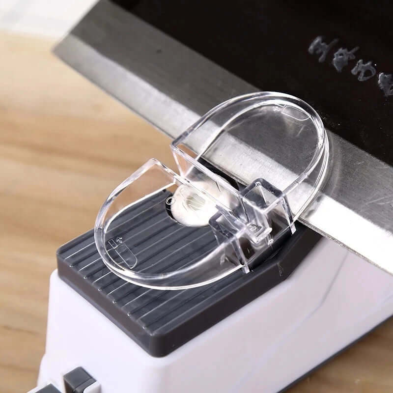 Knife Sharpener | Quick & Safe | Rechargeable | SharpEase - Lamylie