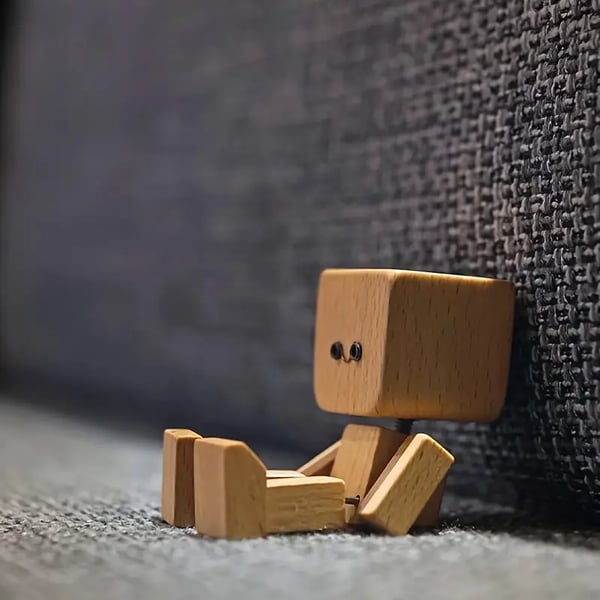 SwayMate — Handcrafted Joy That Moves With Your Mood - Lamylie