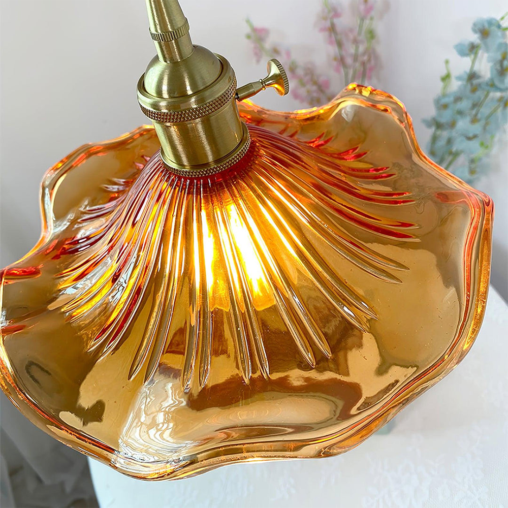 Selene Glas-Pendelleuchte | Hibiskusblüten-Design Messingglas | Hängende Beleuchtung Esszimmer Wohnzimmer Schlafzimmer | E27 Fassung 23-33cm - Lamylie