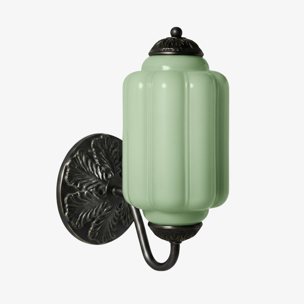 Eloise Vintage Wandleuchte aus Milchglas mit gewelltem Rand - Moderne Akzentbeleuchtung für Bad und Schlafzimmer