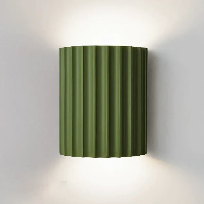 Wandlampe aus Harz mit geriffeltem Schirm – zeitgenössisches Innendesign - Lamylie