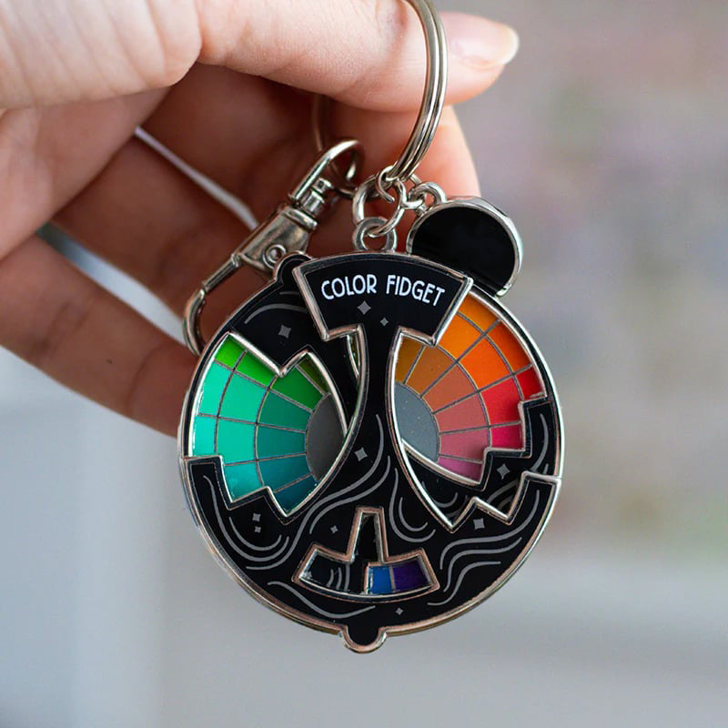 ChromoSpin Pin - Das Farbrad, das sich immer weiterdreht - Lamylie