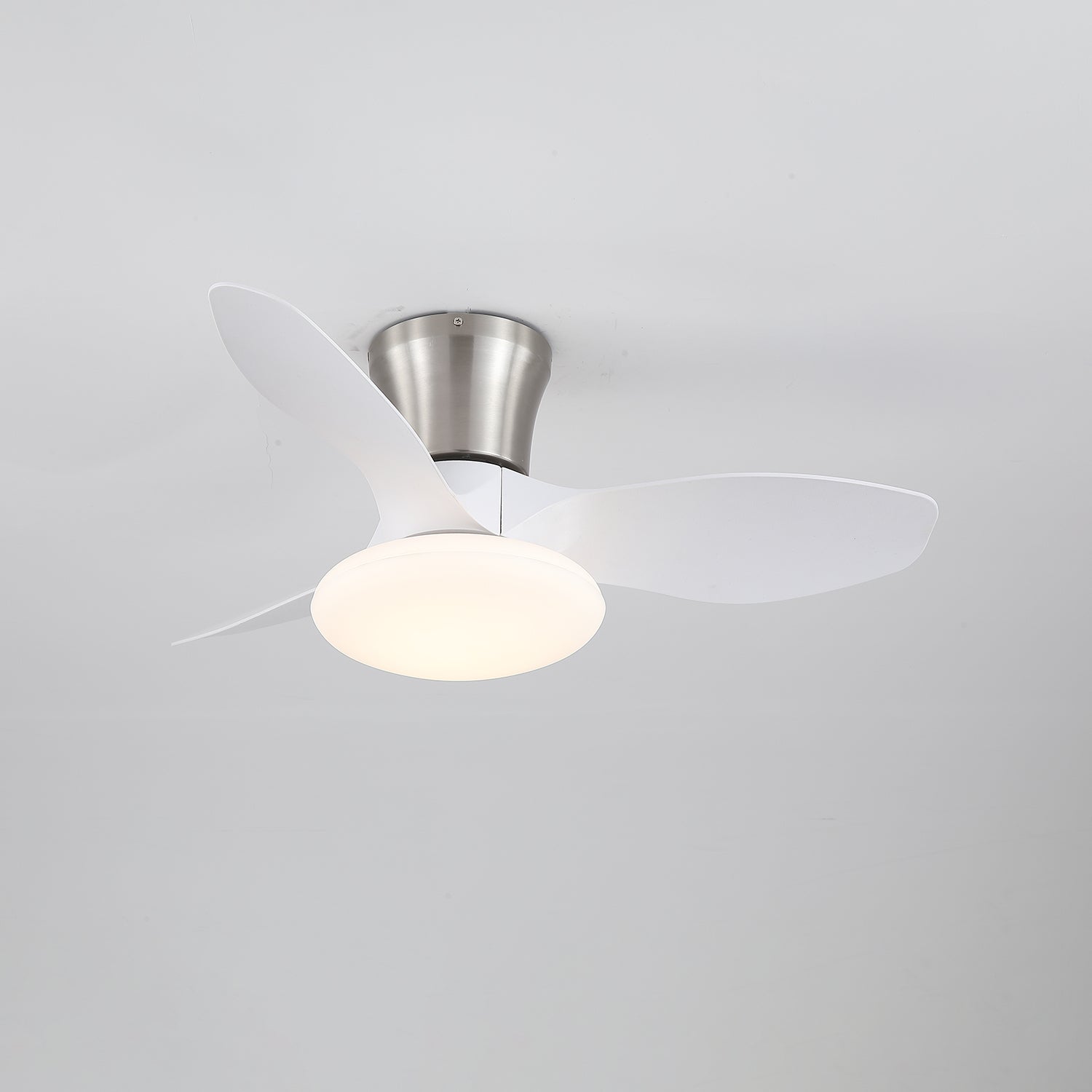 Ventilateur de plafond au design moderne avec éclairage LED | Pales en bois - Lamylie