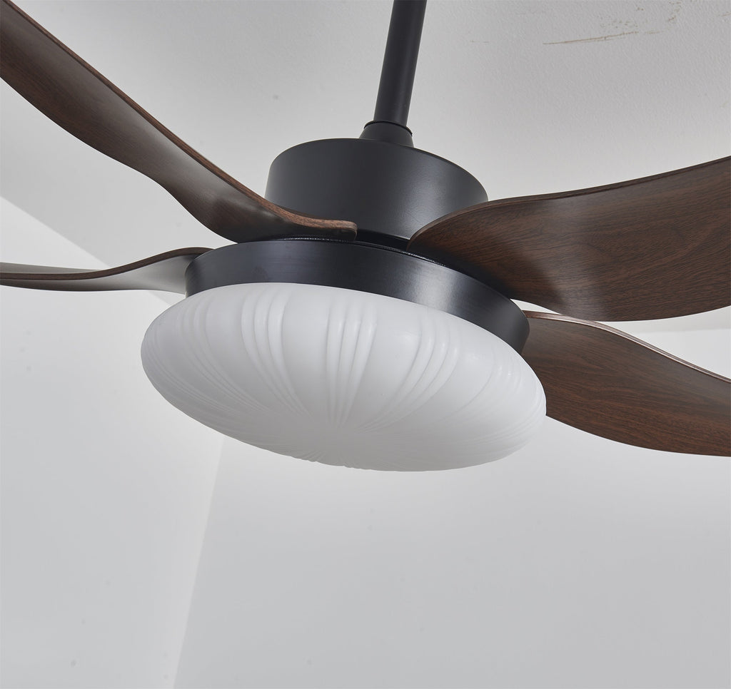 Nowoczesny wentylator sufitowy z oświetleniem i pilotem, drewniany design, 106 cm – Lamylie