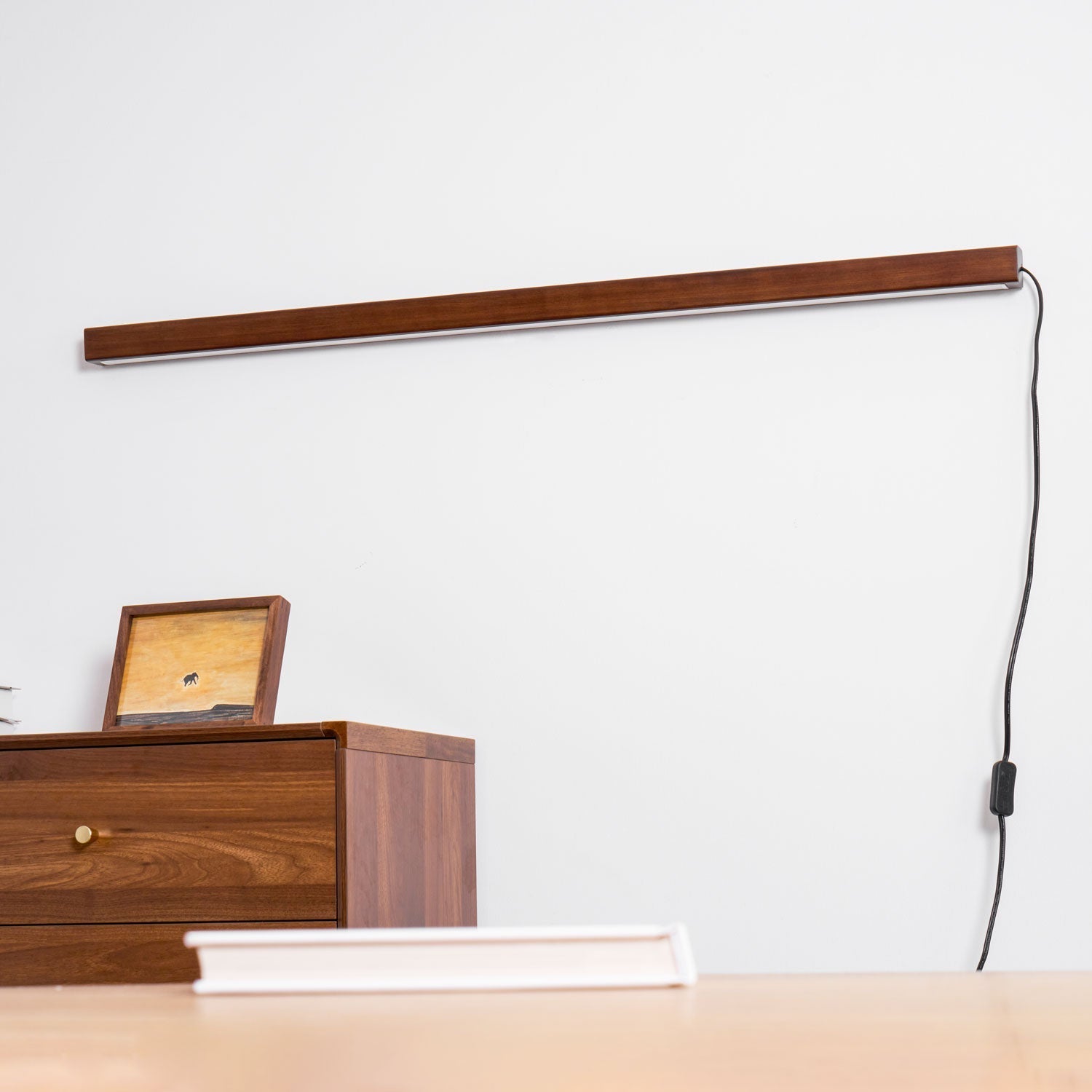 Kulatá dřevěná nástěnná lampa s LED — skandinávský design s funkcí stmívání — k dispozici ve třech velikostech – Lamylie