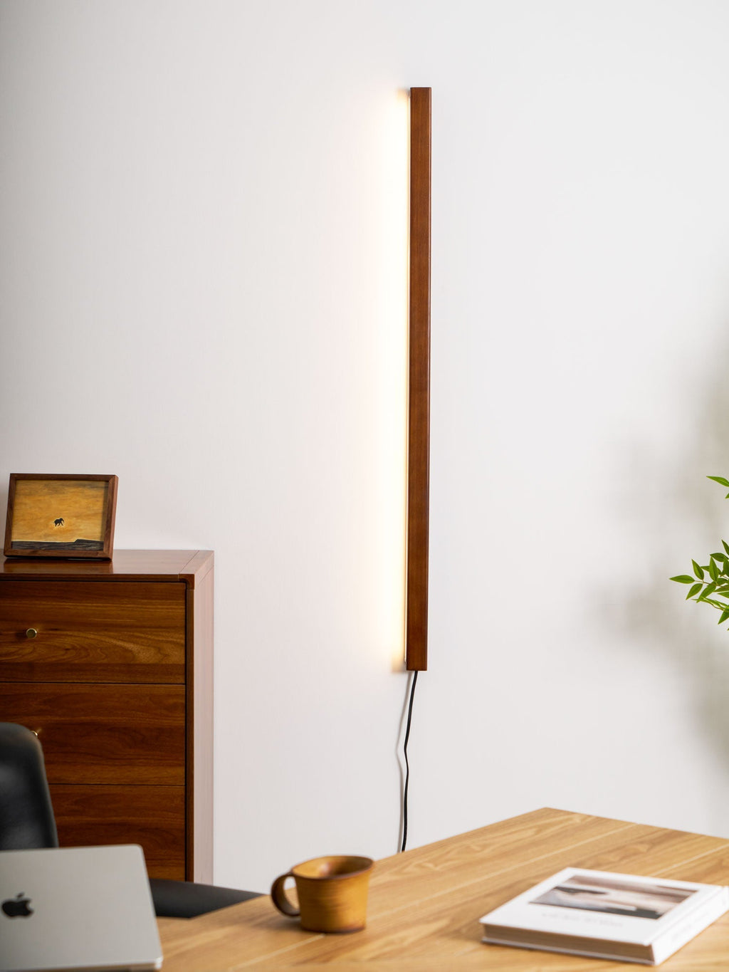 Kulatá dřevěná nástěnná lampa s LED — skandinávský design s funkcí stmívání — k dispozici ve třech velikostech – Lamylie