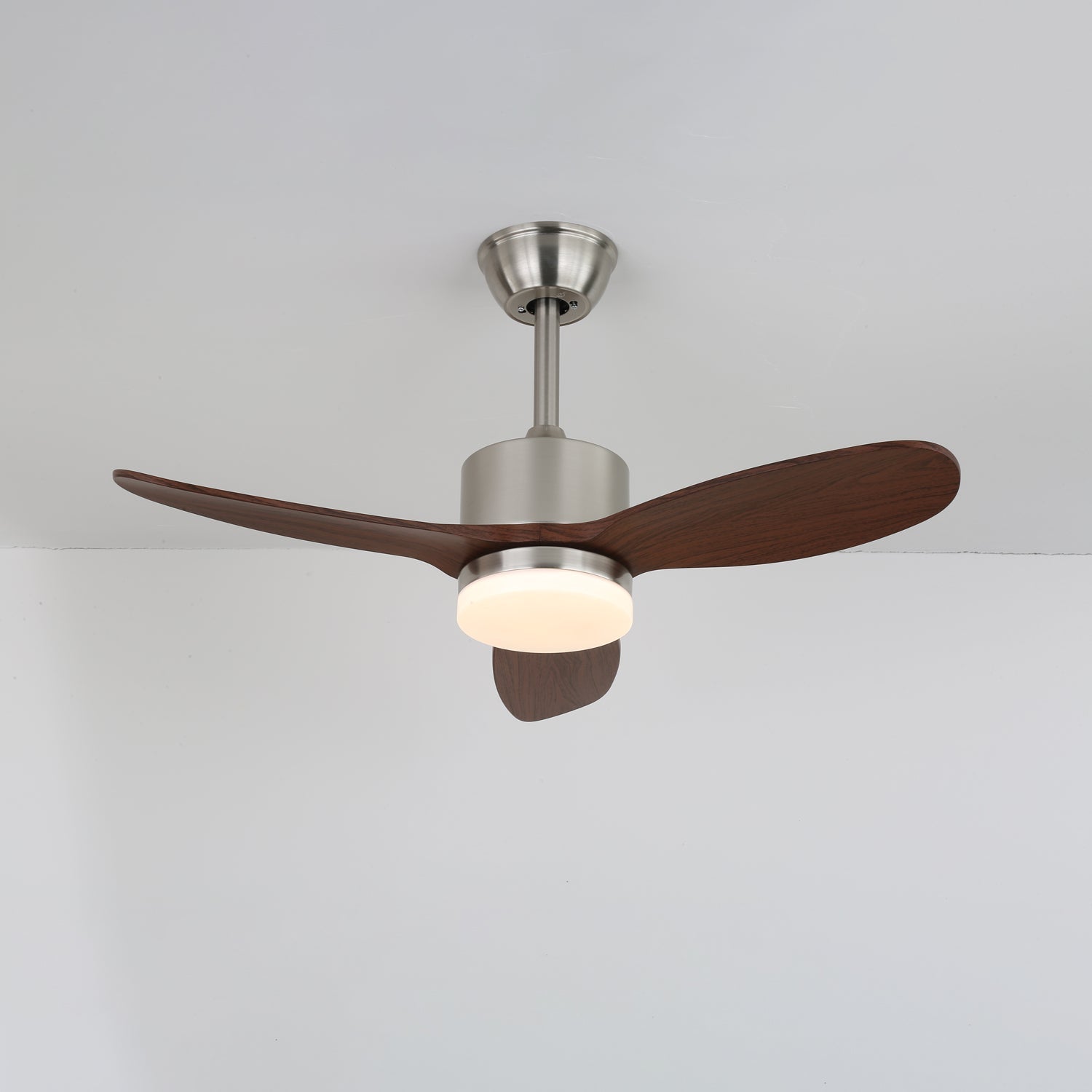Stropní ventilátor s osvětlením 106cm nebo 132cm, moderní design, motor s proměnnou frekvencí a 6 rychlostmi, do ložnice a obývacího pokoje, s dálkovým ovládáním – Lamylie
