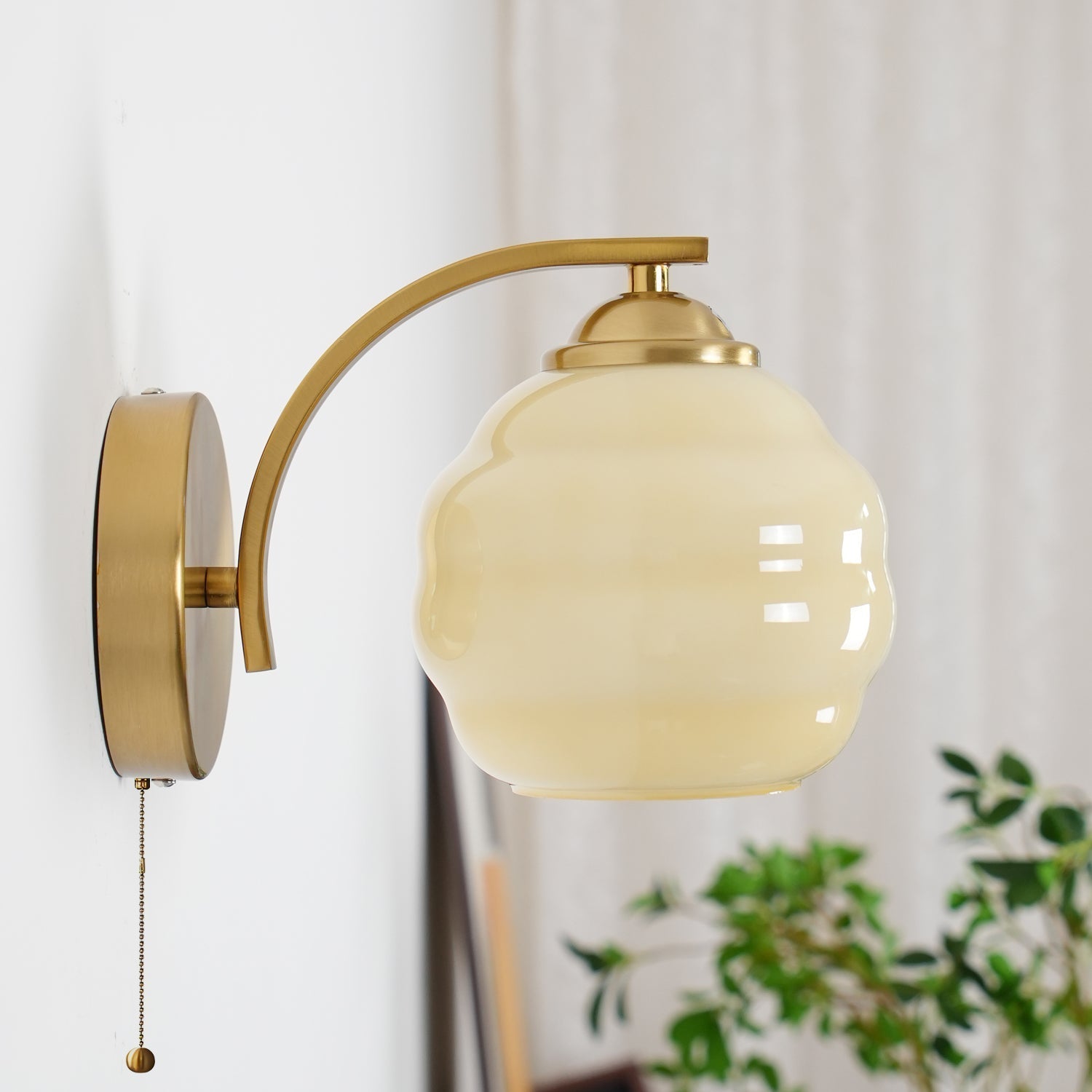 Art Deco Wall Lamp with Curved Glass Shade Vintage Style - Lamylie