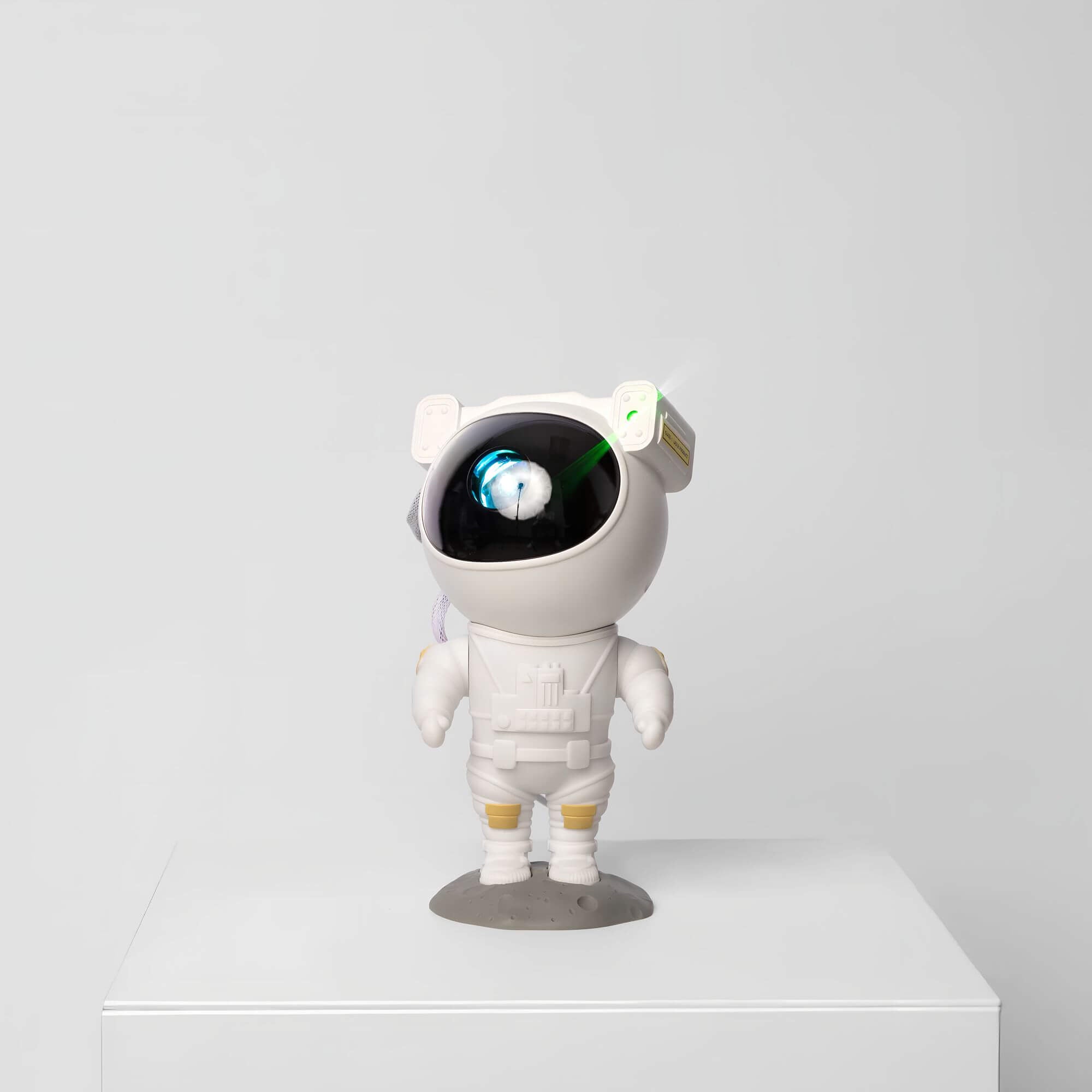 Astronaut Starry Sky LED Projector Lamp - Nightstand Lamp - Lamylie