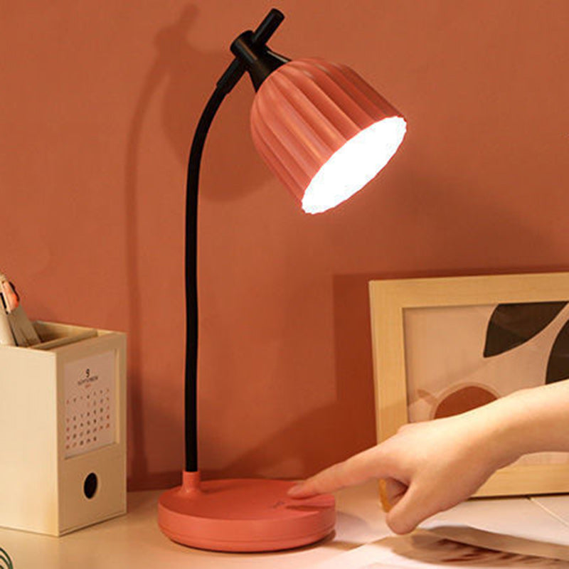 Flexibilní stolní LED lampa - Lamylie