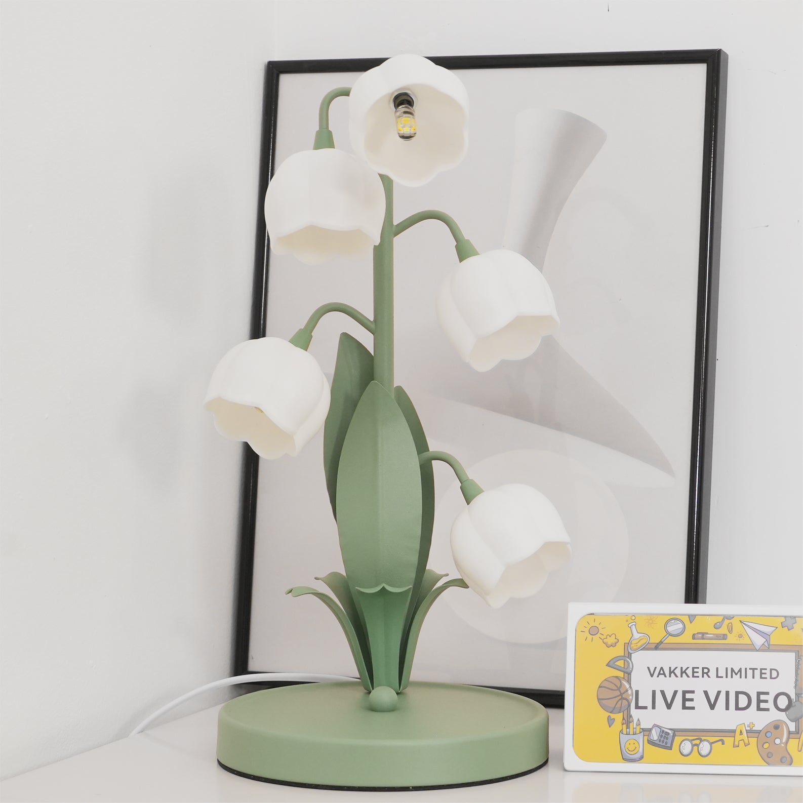 Table lamp with a bell orchid - Lamylie