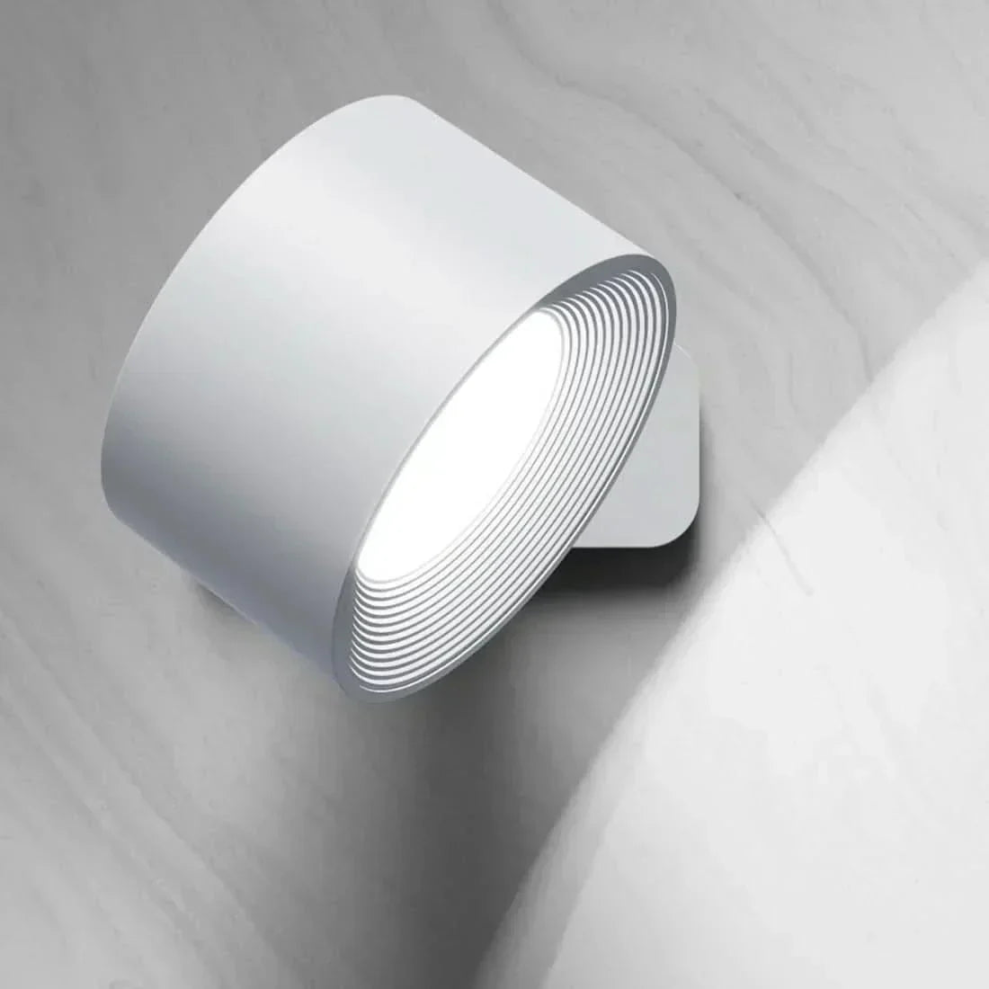 Wireless Wall Lamp with 360-Degree Rotation, USB Rechargeable, 3 Brightness Settings - Lamylie