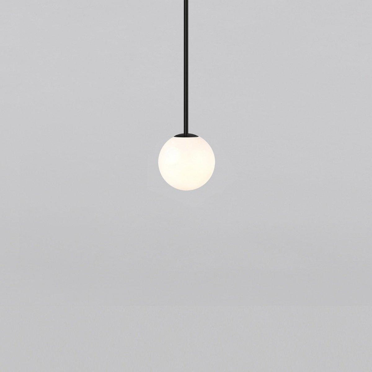 Architektoniczna lampa wisząca z opalowym szkłem — mosiężna lub czarna — Ø9-30cm — wysokość 100-200cm - Lamylie