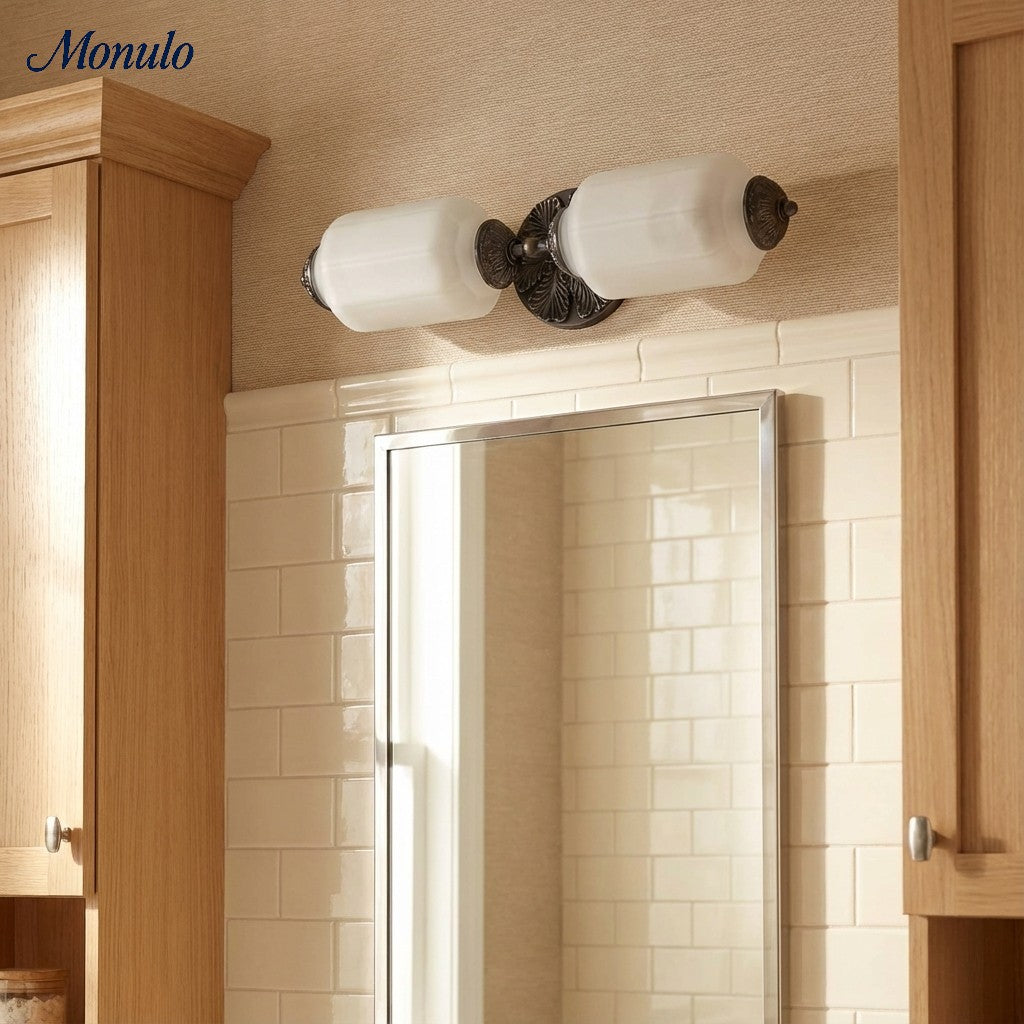 Eloise Vintage Wandleuchte aus Milchglas mit gewelltem Rand - Moderne Akzentbeleuchtung für Bad und Schlafzimmer