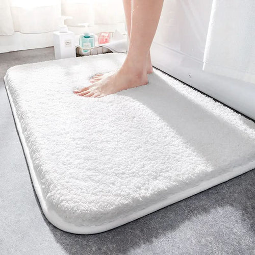Aquasoft Microfiber Bath Mat — Non-Slip Backing, Rapid Moisture Absorption, Plush Weave