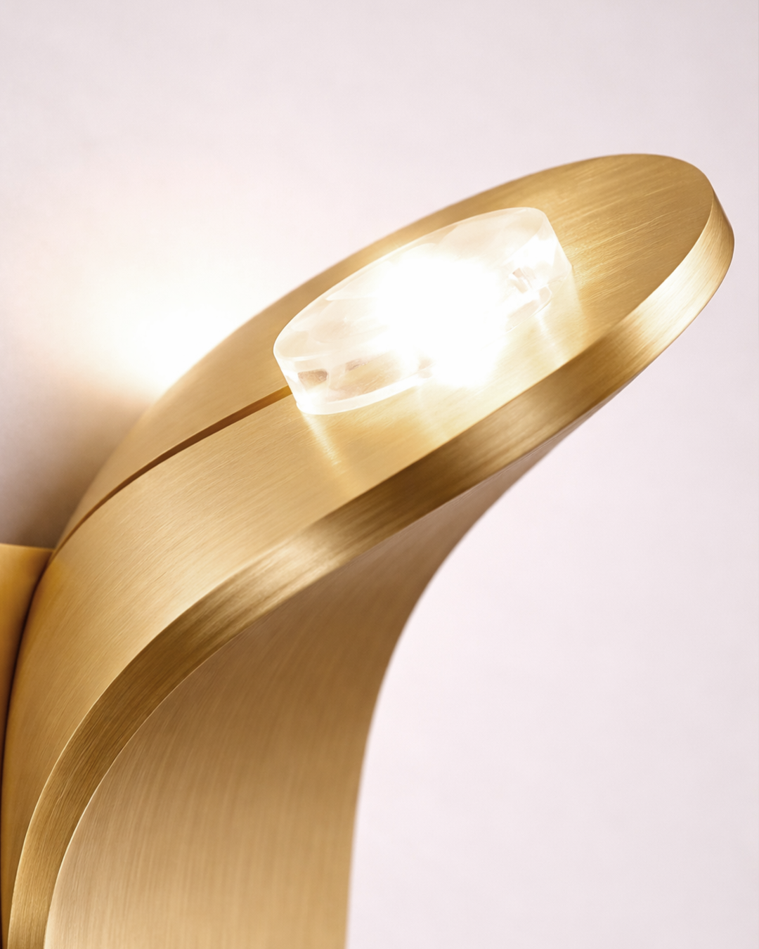 Curved Wall Lamp Modern Minimalist Design Brushed Finish Diffuse Light Decorative Wall Lighting for Hallway Bedroom Living Room - Lamylie