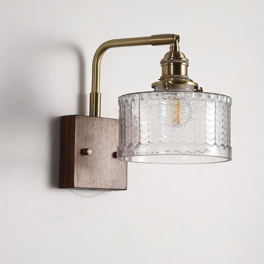 Elegante groene wandlamp met houten voet en glazen kap | Uniek schubbenpatroon voor sfeervolle verlichting - Lamylie