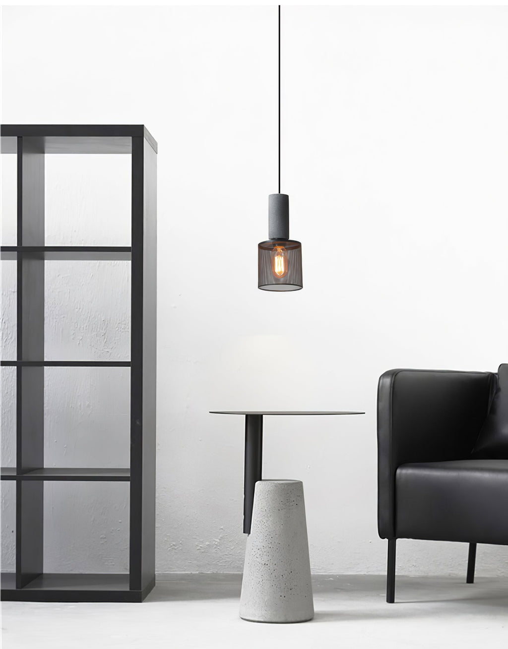 Industriell pendellampe med sement og svart netting — 6 former – Lamylie