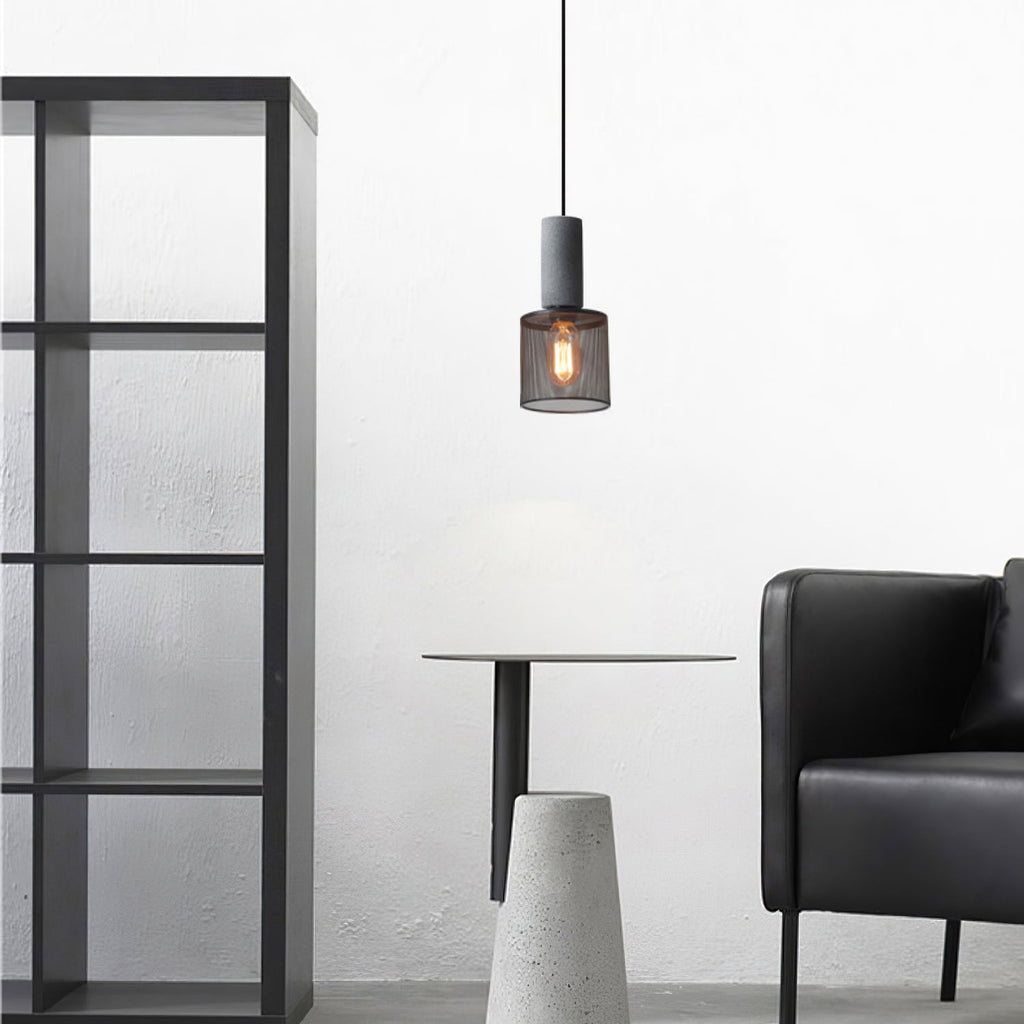 Industriell pendellampe med sement og svart netting — 6 former – Lamylie