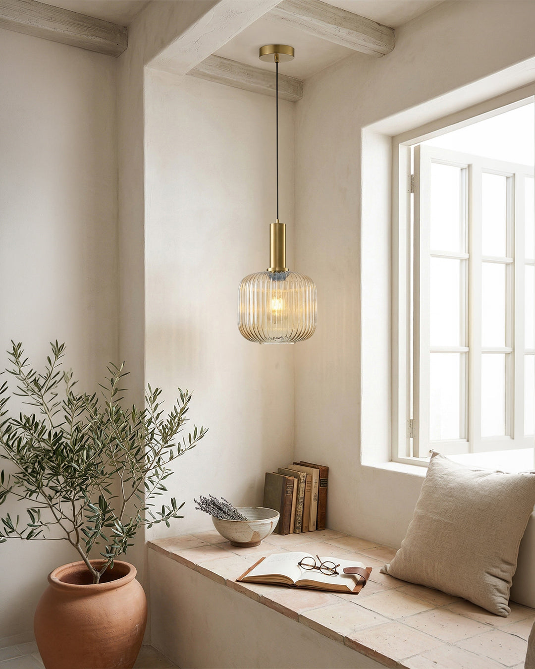 CLYDE Modern Pendant Lamp with Colored Glass Shade | Scandinavian Design for Living Room & Dining Room | E27 Socket - Lamylie