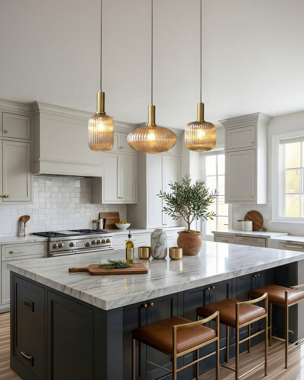 CLYDE Modern Pendant Lamp with Colored Glass Shade | Scandinavian Design for Living Room & Dining Room | E27 Socket - Lamylie