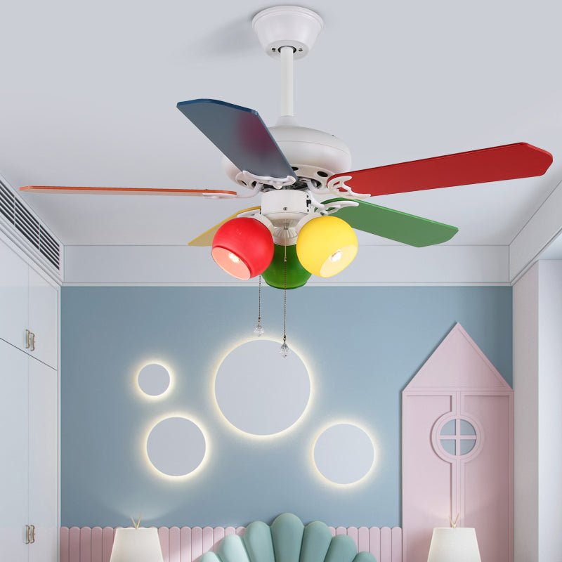 Ventilateur de plafond ludique Carlo avec éclairage — ventilateur pour enfants au design coloré avec 6 vitesses et télécommande, ø107 cm - Lamylie