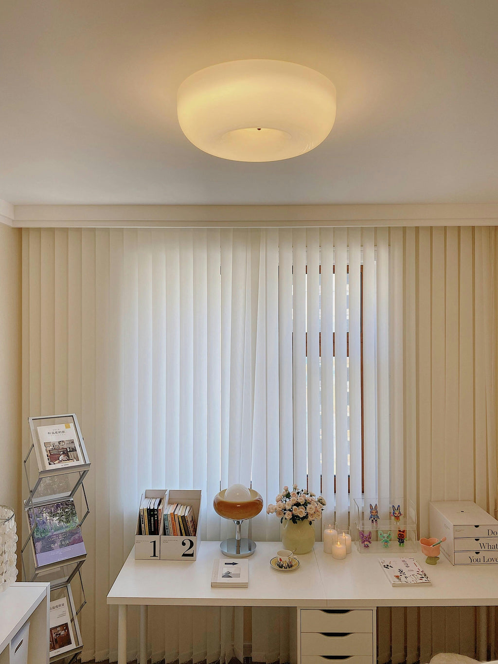 Ceiling Lamp Milk Glass 32|46 cm | Glass Globe with Silver Accent | Dimmable Ceiling Light Warm White - Lamylie