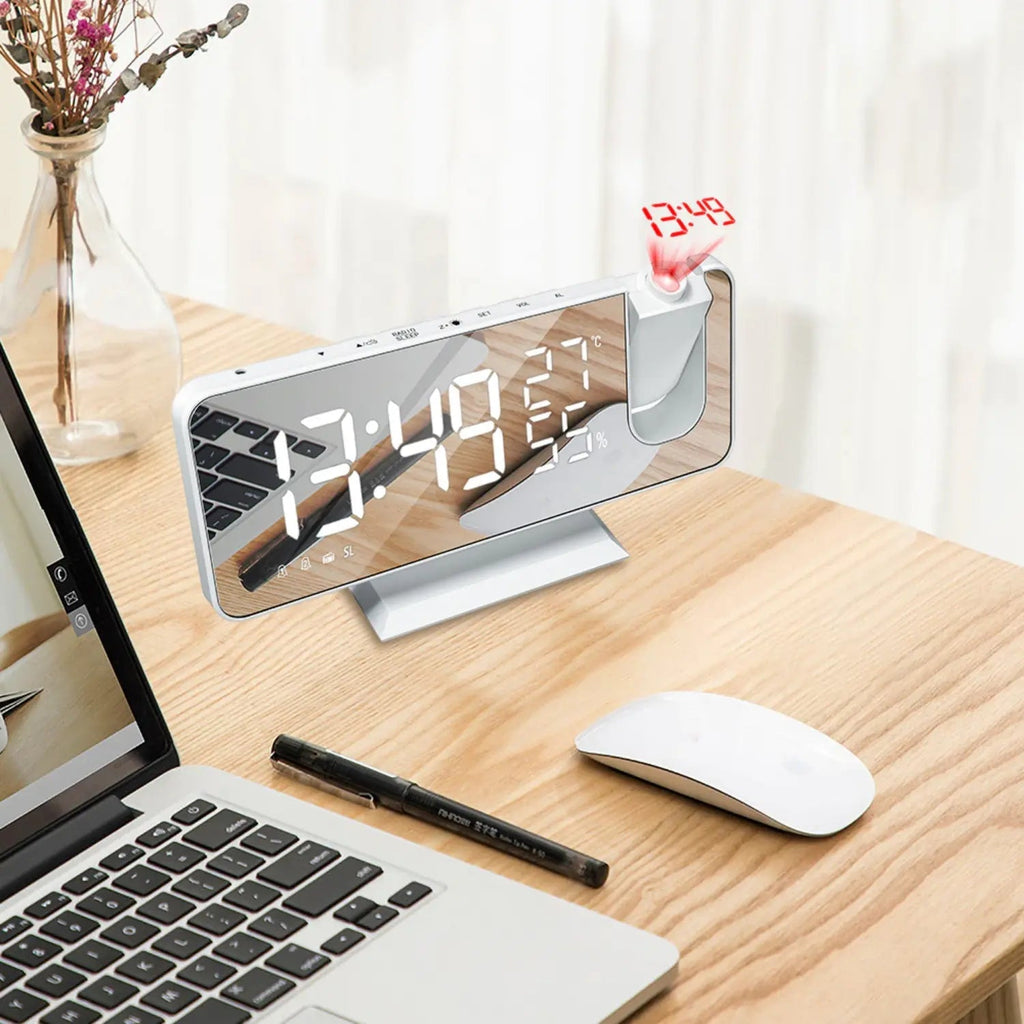 LED projekční hodiny s FM rádiem a USB nabíjecím portem – Lamylie